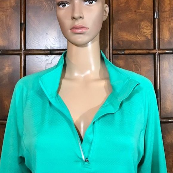 NWOT Danskin Aqua Dri-More Moisture Wicking Reflective Stripe Thumbhole Top - Picture 7 of 15